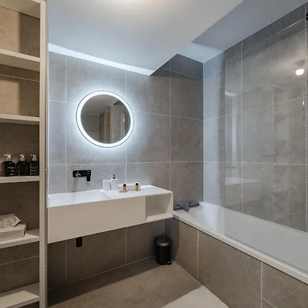 Apartment Luxury 3br With Sea View *